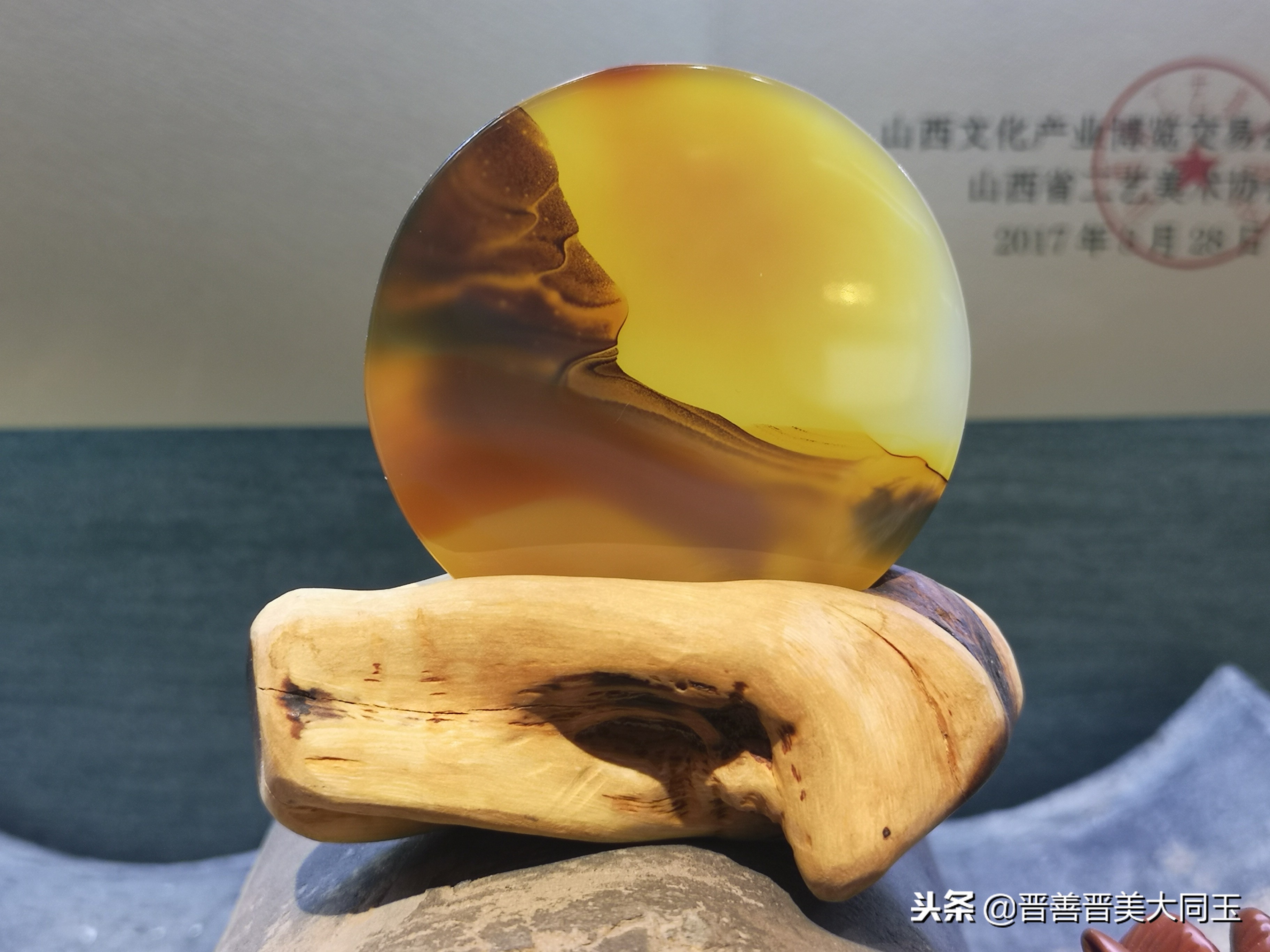 壮志威风千古在，大漠孤烟情深长！浅析大同玉象形之“关公望漠”