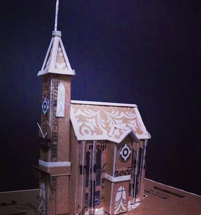 小哥用废纸盒惊艳27万人，跟他一比，我简直是手残