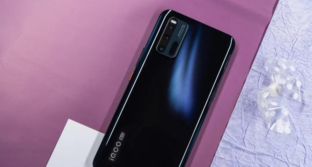 5g手机将跌破2000元大关,5g手机成香饽饽选择这三款不吃亏