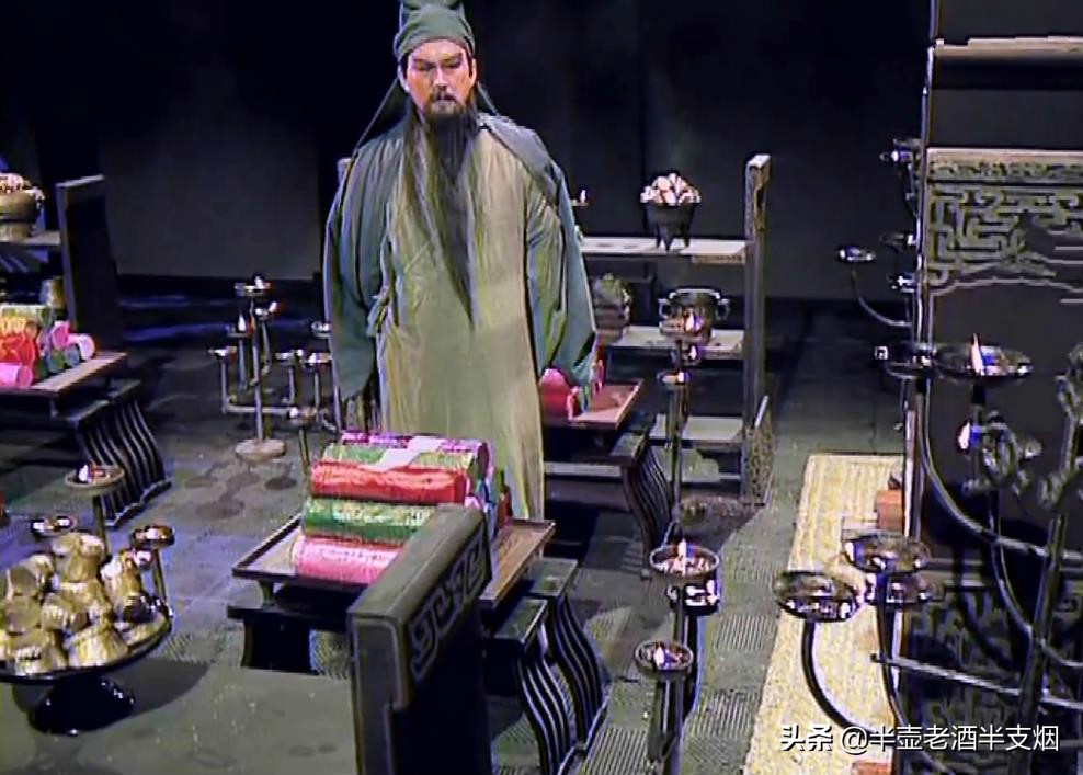 拜黑袍关公,什么人拜红袍关公