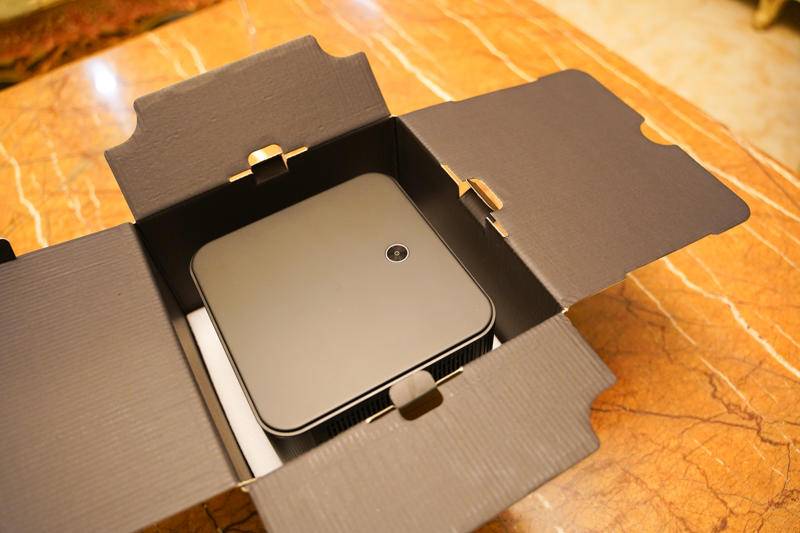 大眼橙投影仪家用x7m智能投影,极米和大眼橙x7d投影仪对比