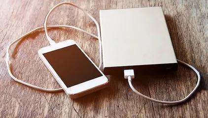 vivo手机一般电量剩多少适合充电,手机电量用到剩百分之几充电最好