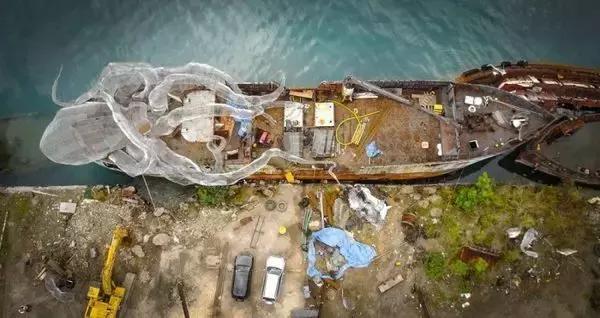 人类到底吃了多少塑料鱼？“深海勇士号”首次曝光海底巨型垃圾场