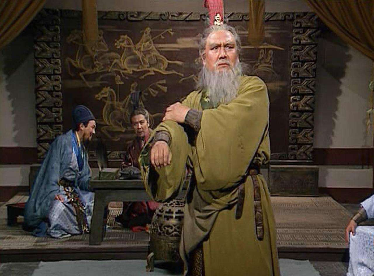 黄忠为什么归顺刘备,黄忠为什么不愿意归顺刘备