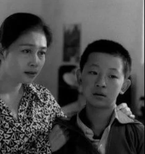 黄海波的早年经历,黄海波人生经历