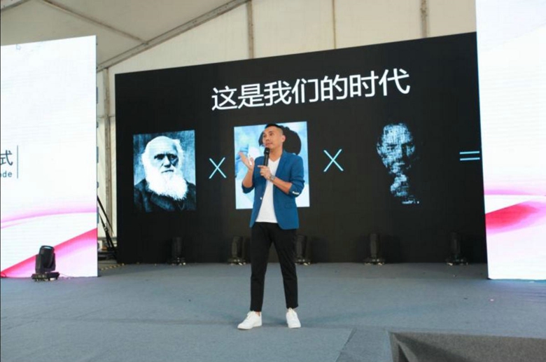 2019首届（中国）羽绒服原创设计论坛暨平湖·中国服装城原创羽绒服采购节盛大启幕