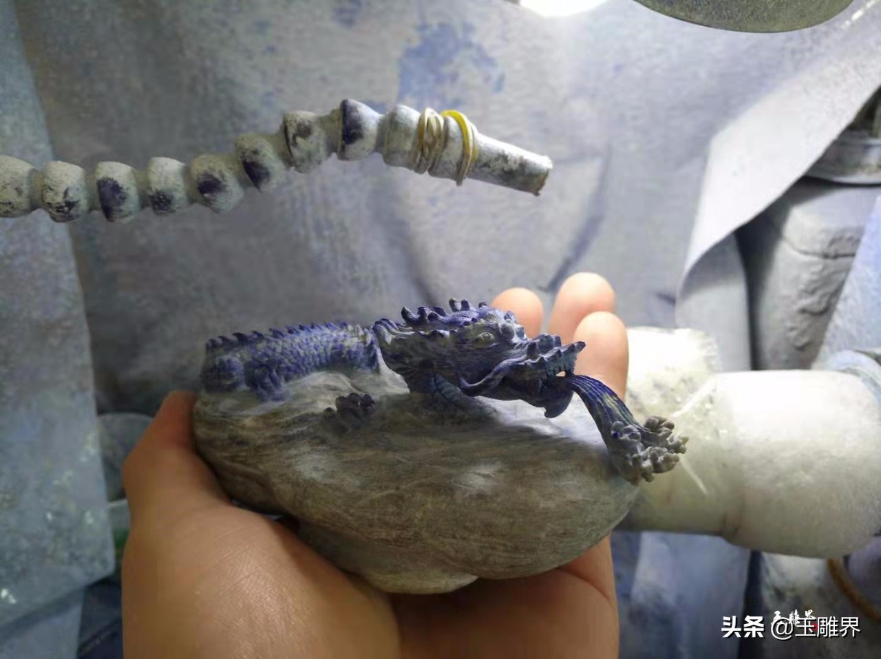 巧雕细琢玉雕,玉雕师