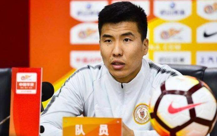 泰达扳回一球瓦格纳发威视频,瓦格纳助泰达进球视频