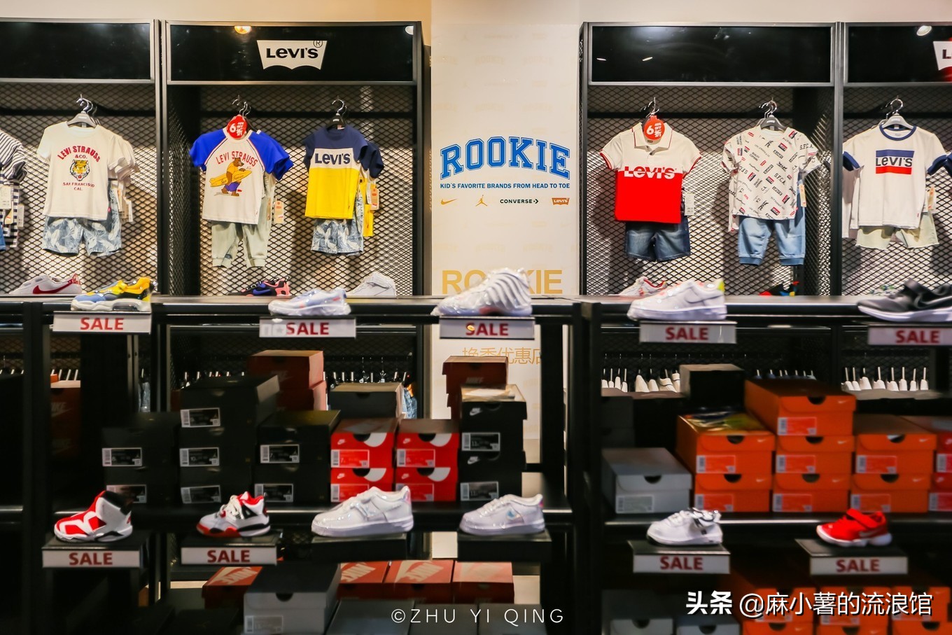 武汉佛罗伦萨奢侈品小镇,武汉佛罗伦萨小镇奥特莱斯