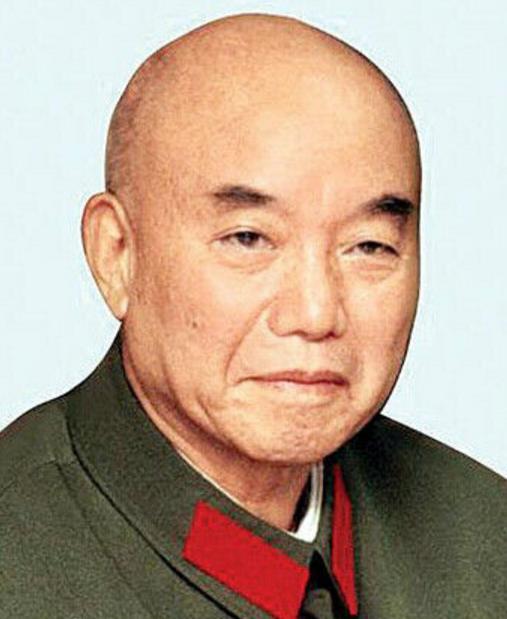 许光达被授予大将衔，过高了吗？三次请辞被拒后坚持自降工资