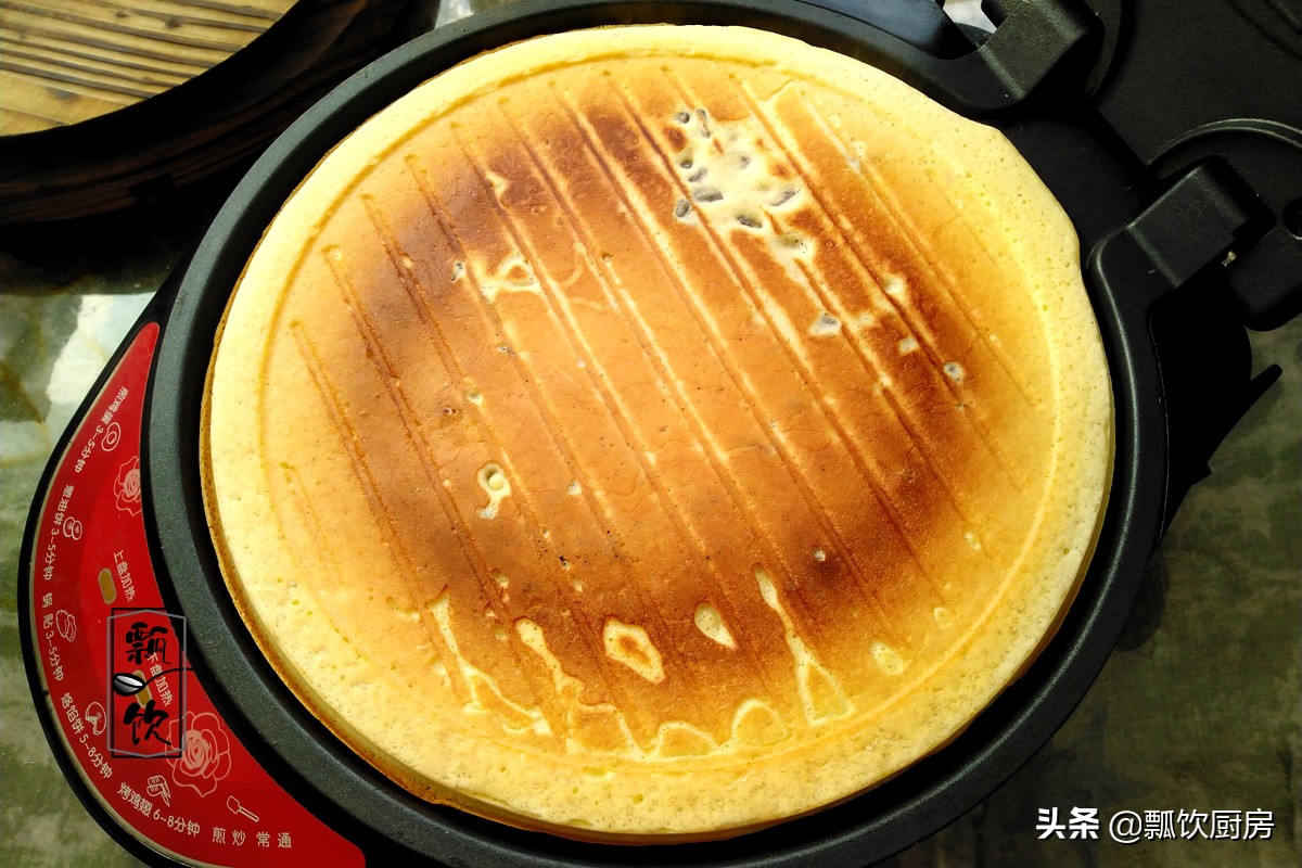 用电饼铛做简易红豆饼,红豆面食做法电饼铛