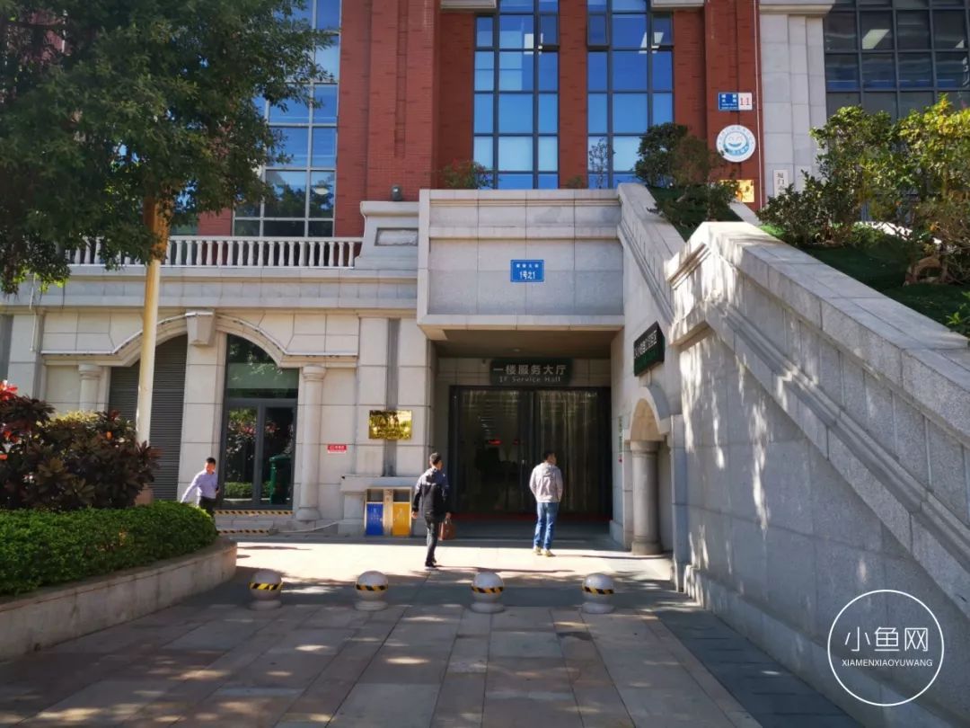 AED入厦三年，90%的厦门人不知，救命神器竟成“摆设”？