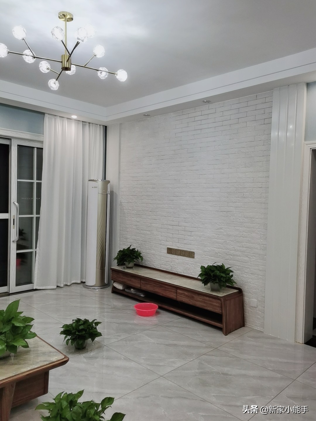 装修中最不后悔的是全屋贴了墙布,新房装修什么墙布好看