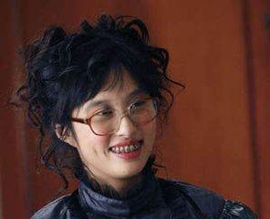 丑女无敌李欣汝大变身后惊艳全场,丑女无敌李欣汝变漂亮的剧情视频