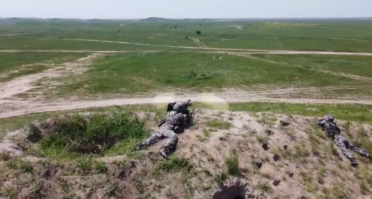 世界上最轻威力最大的狙击枪,世界上最轻的枪突击步枪