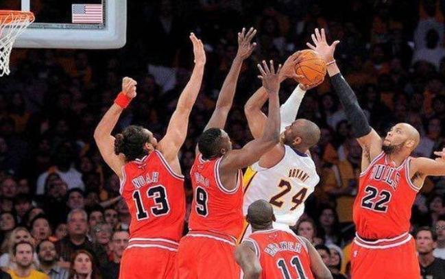 ac米兰球衣加臂章,ac米兰祝福科比40岁生日快乐