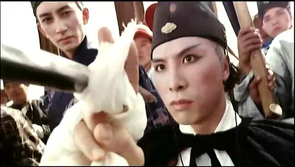 一部国产动作巅峰的电影精武英雄,一部被严重低估的动作片精武英雄