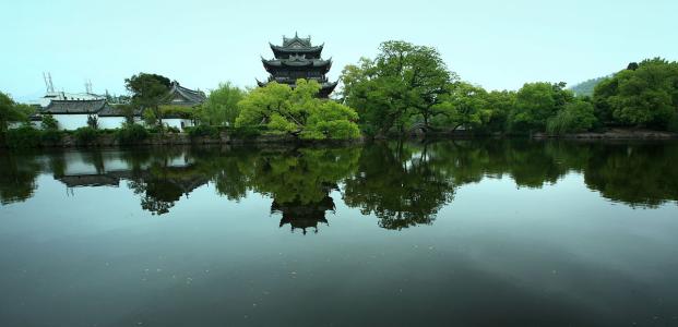 游广州东湖公园有感,东湖公园春夏秋冬的景色