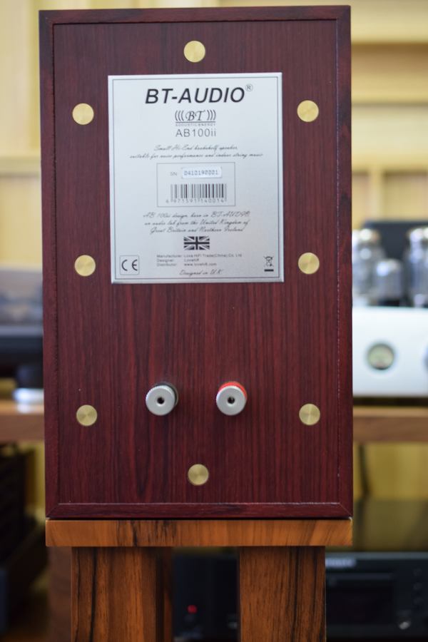 谁才是性价比之王？德法丹美五款入门HIFI书架箱对比横评