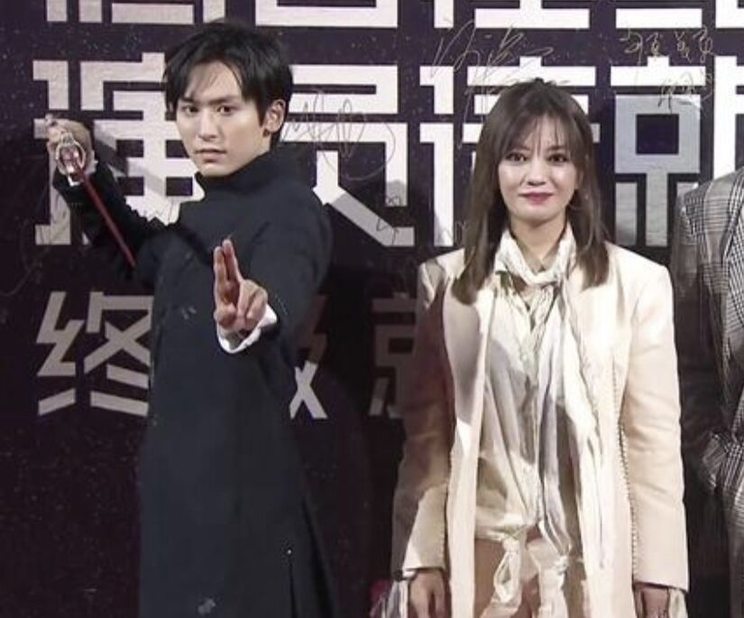 赵薇顶风作案野心炸裂，罪行不止亲日辱华，如今下场大快人心