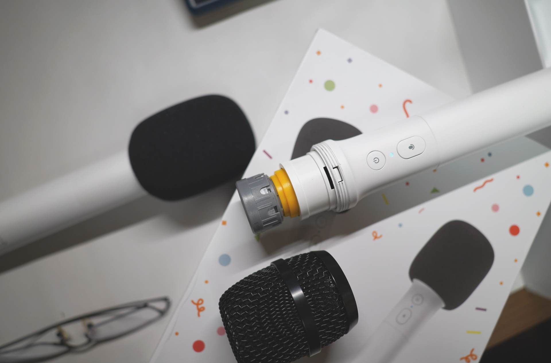 雷石k歌麦克风小程序,特斯拉雷石ktv麦克风有必要买吗