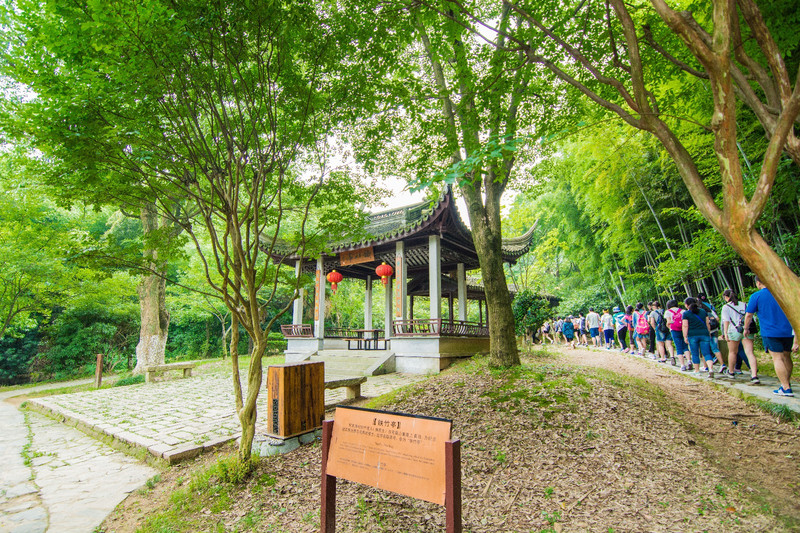 苏州最高山海拔,乾隆在苏州爬过的山