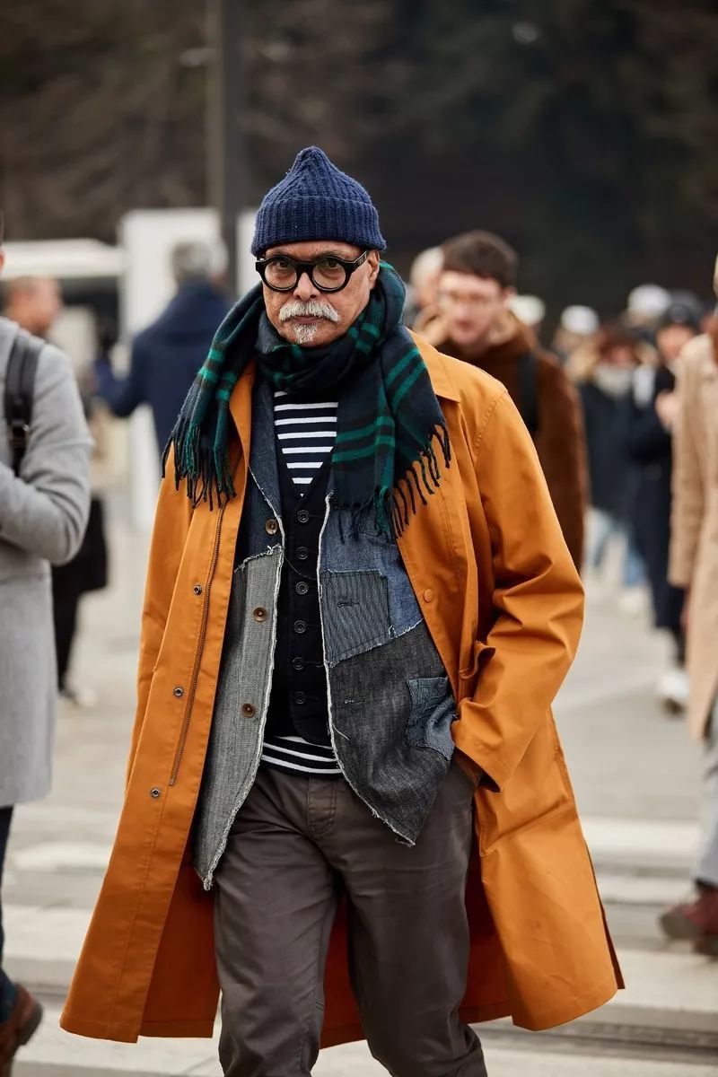 大衣风衣推荐及搭配,经典色风衣怎么搭配好看