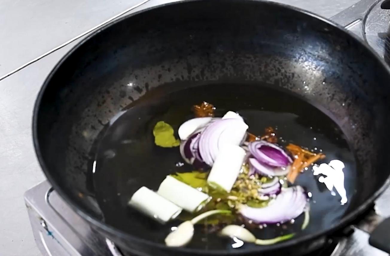 正宗酸辣粉技术配方视频,酸辣粉家常做法视频