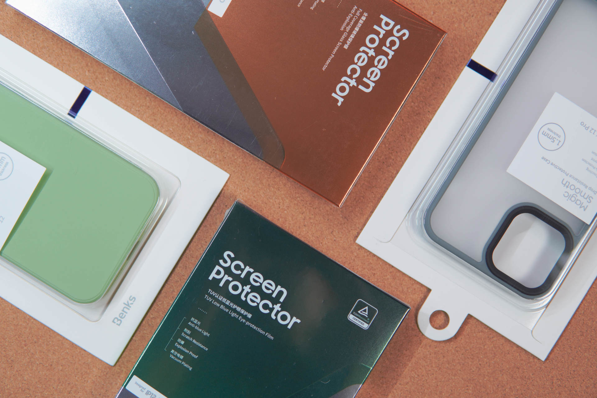 iphone12钢化膜黑边好还是透明好,iphone12mini背面有钢化膜么