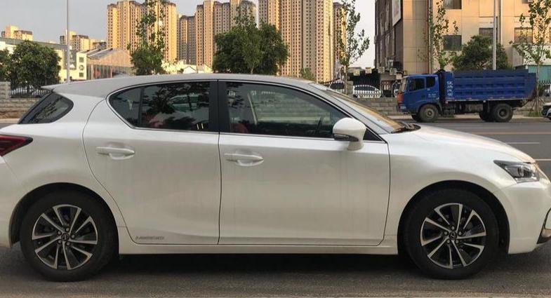 雷克萨斯ct200h试驾视频2015,雷克萨斯ct200h价格