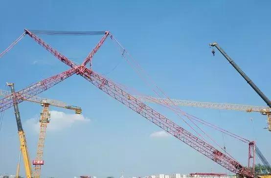上港桥吊工作视频,上港钢结构