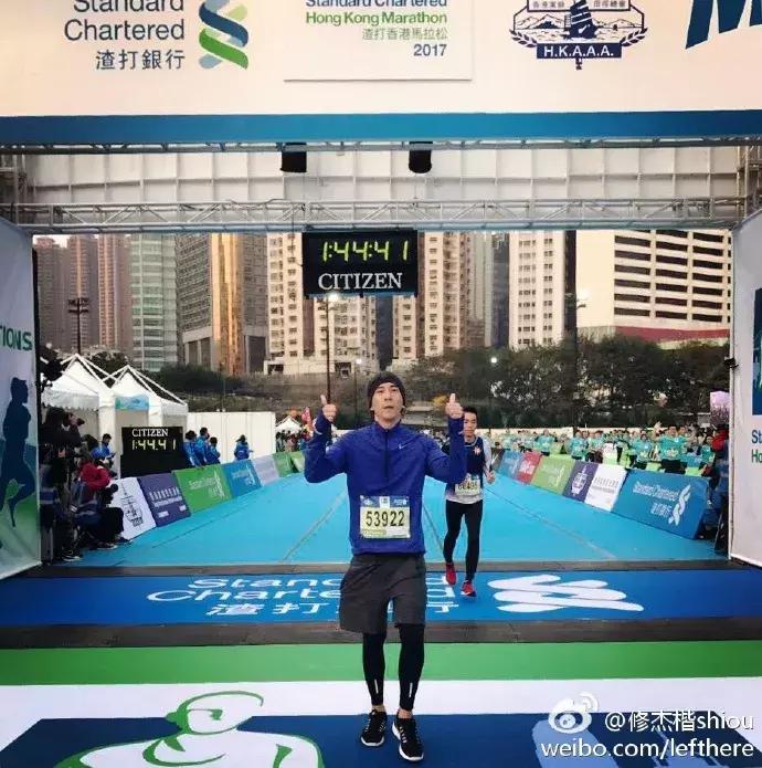 徐濠萦陈奕迅谁介绍的,徐濠萦年轻照片都演过什么电视剧