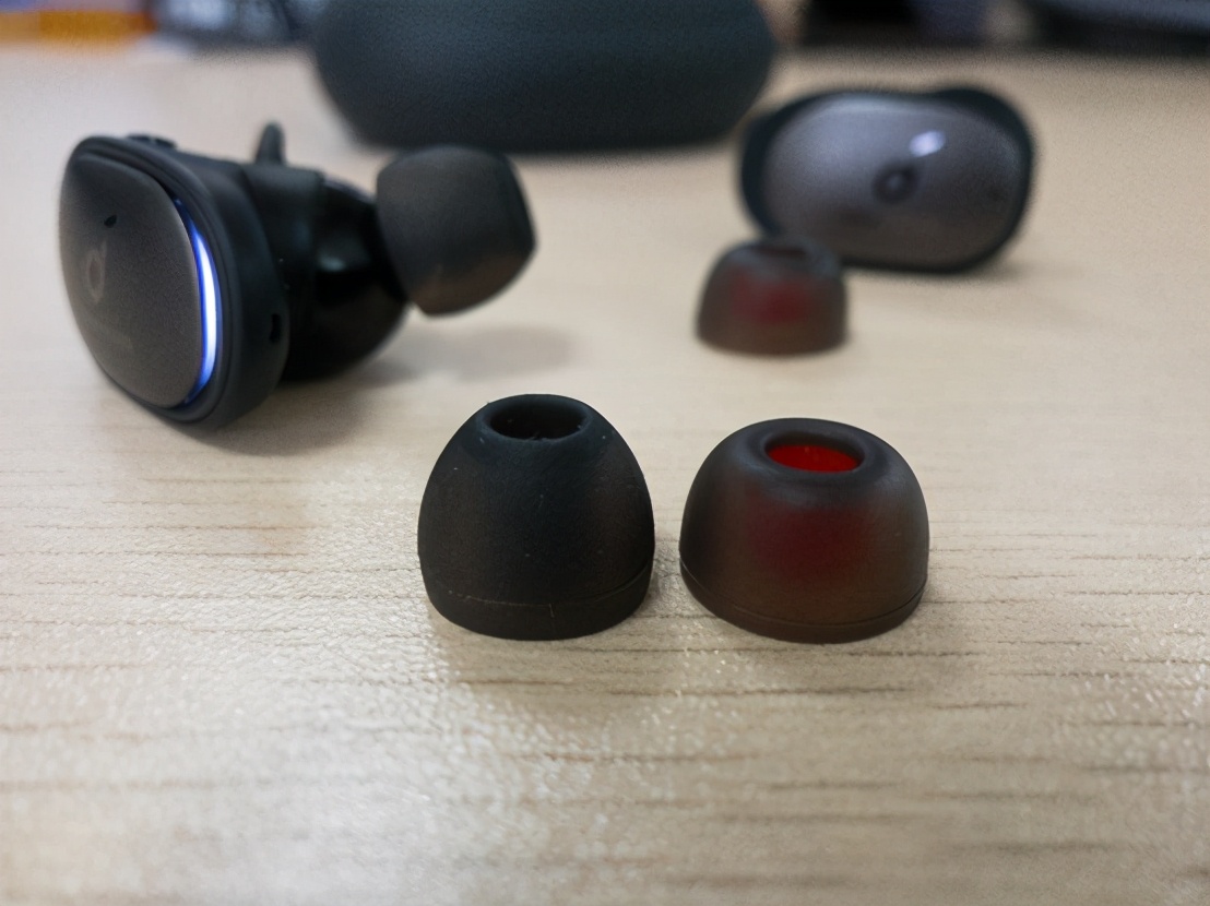 澹伴様libertyair2pro鐪熷亣杈ㄥ埆,澹伴様闄嶅櫔鑸眑ibertyair2pro