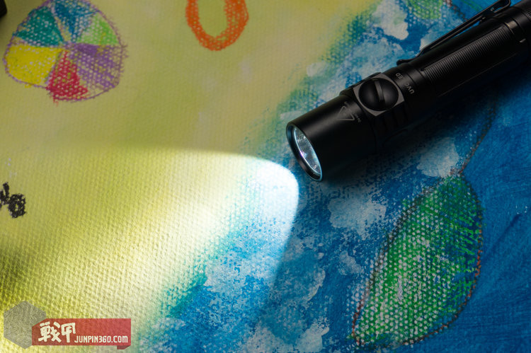 没有硝烟的消杀战疫，FenixLD32UVC手电