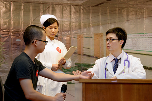 患有阿米巴性阴道炎会给女性带来很大的困扰，及时治疗是关键