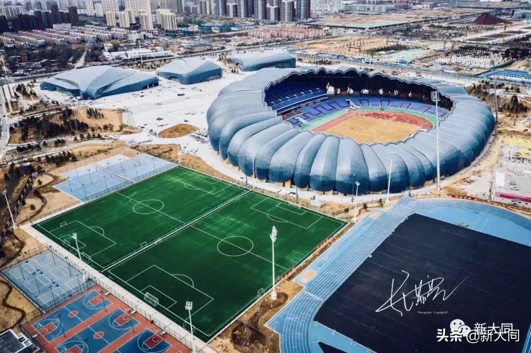 成龙电影周为什么在大同举行,大同成龙第六届电影周闭幕式视频