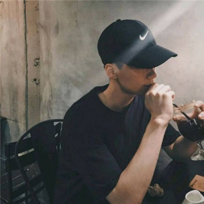 失落绝望到极致的男生头像,伤感头像男生孤独绝望颓废落泪