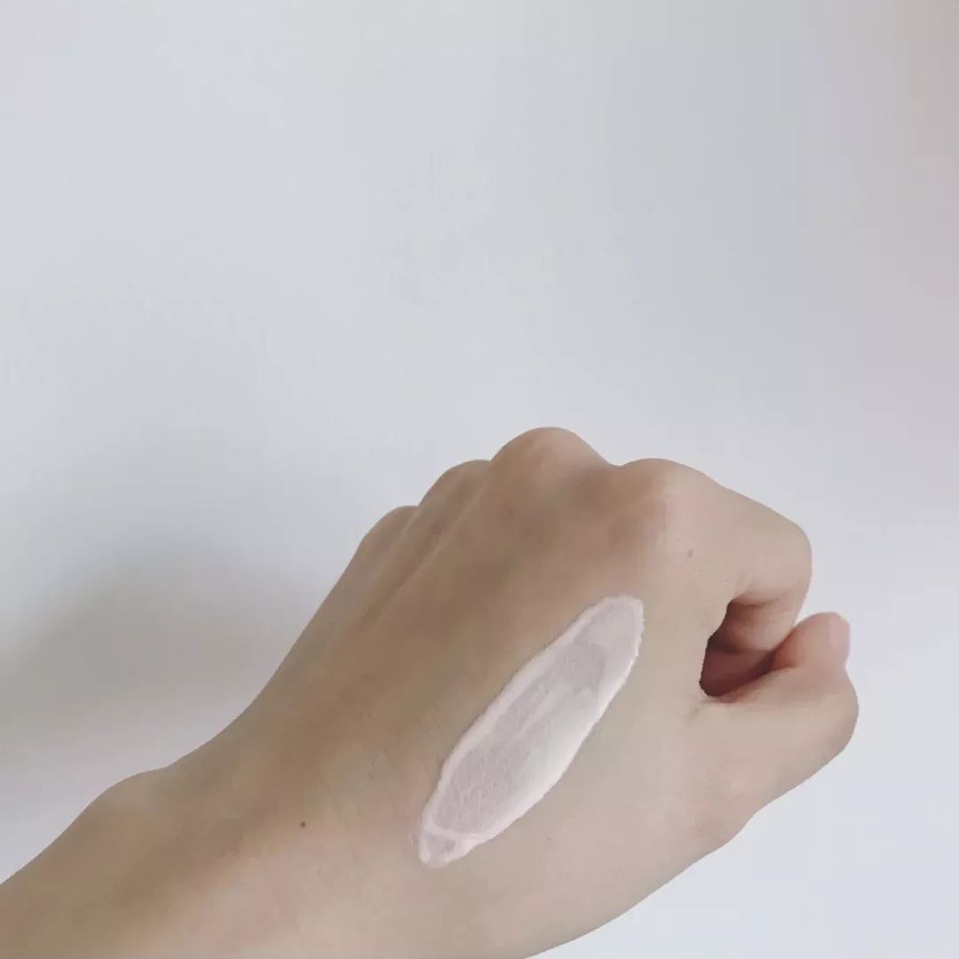 妆前乳和隔离有什么区别吗,妆前乳和隔离有区别吗