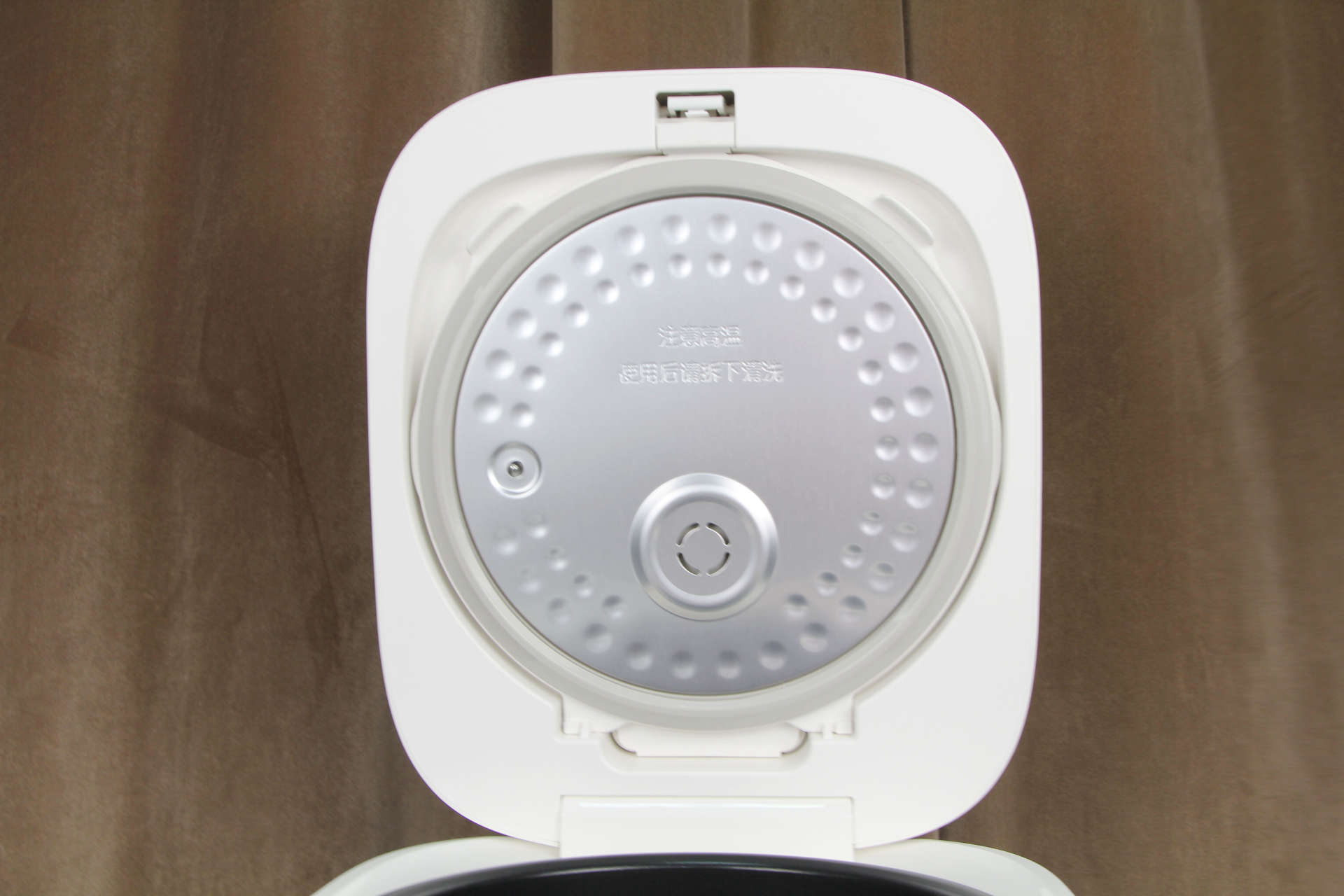 国产电饭煲跟进口电饭煲对比实验,苏泊尔电饭煲哪款煮饭最香最好吃