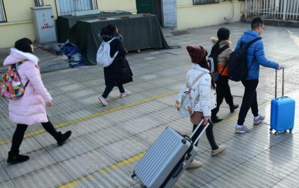 东北财大超给力，寒假暖心“包机”送学生回家，真的是羡慕了