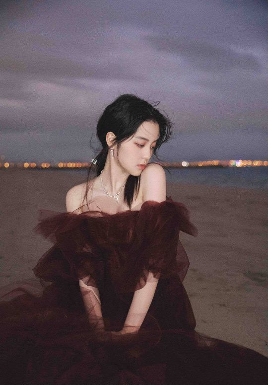 关晓彤吴宣仪赵露思,赵露思关晓彤吴宣仪