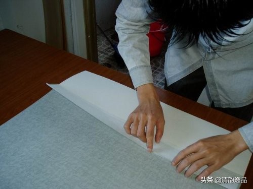 字画木框手工装裱全过程,字画装裱浆糊制作全过程视频