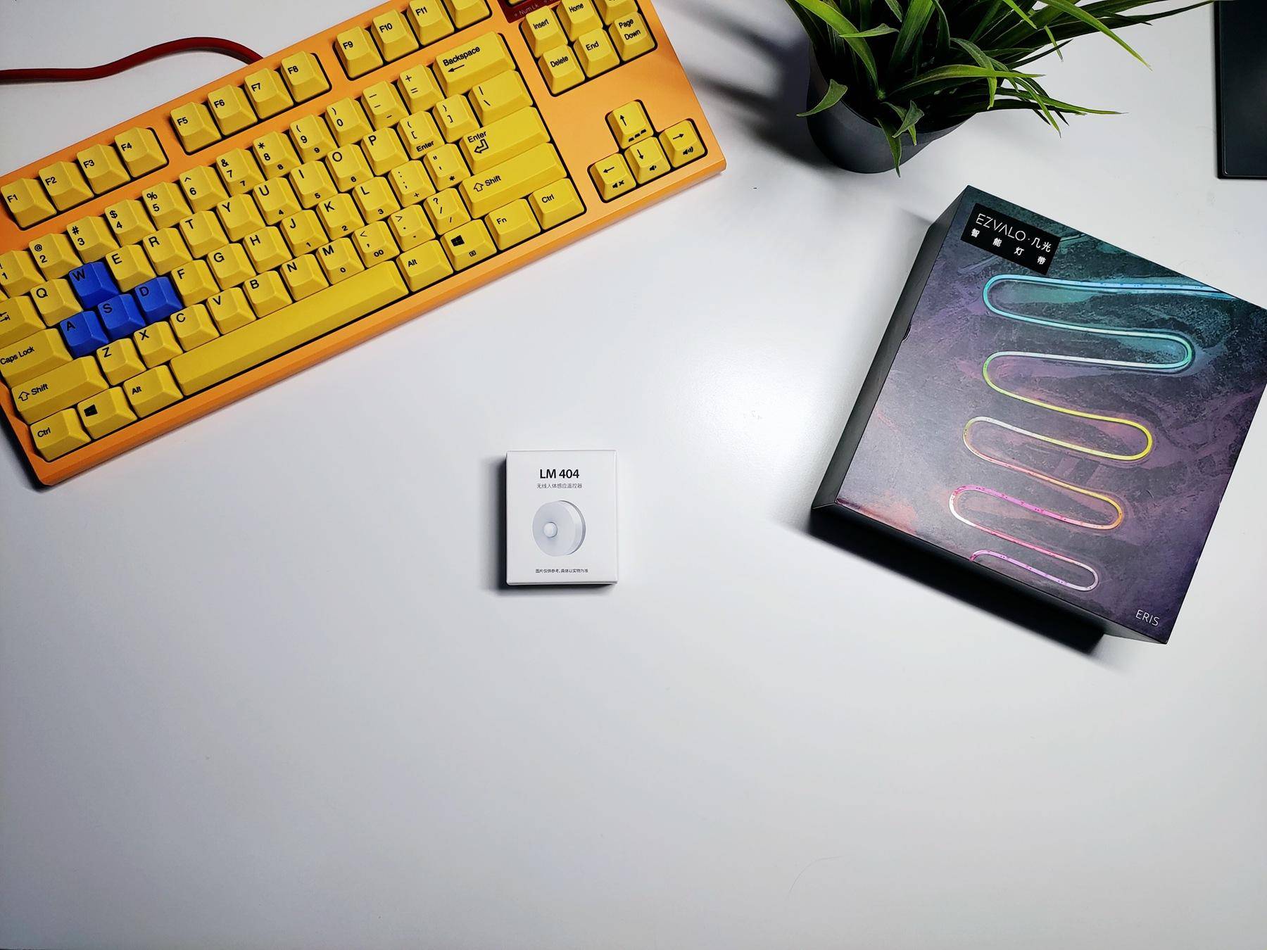 无线灯带控制亮度,彩色灯带控制