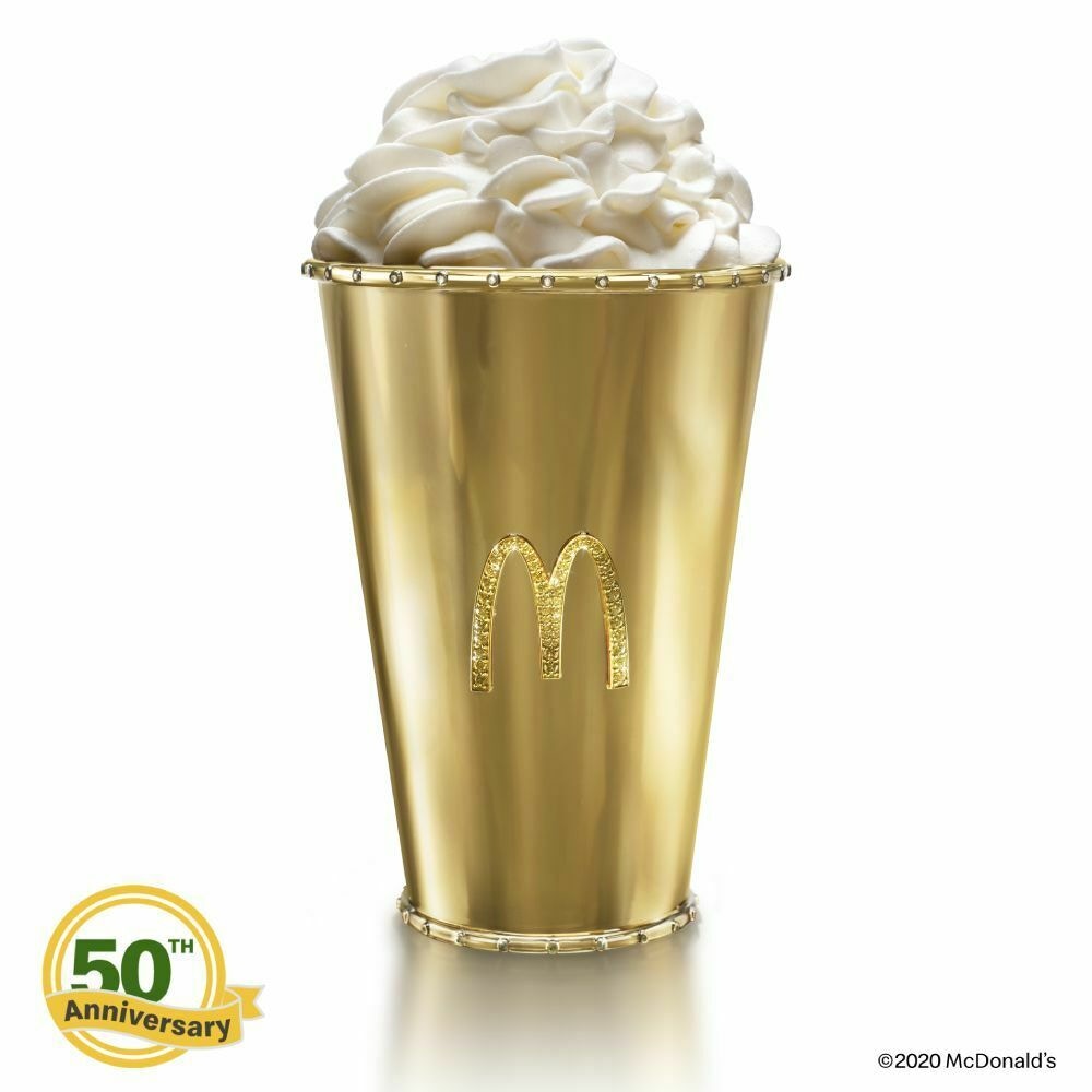 麦当劳推出纪念金杯，价值70万，镶50颗绿宝石50颗白钻及50枚黄钻