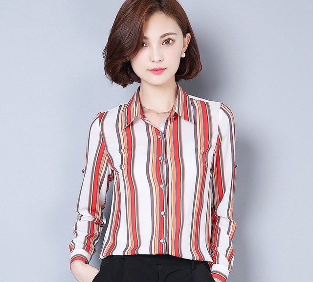 今冬必穿这4件上衣洋气炸了,今年最火复古上衣百搭气质