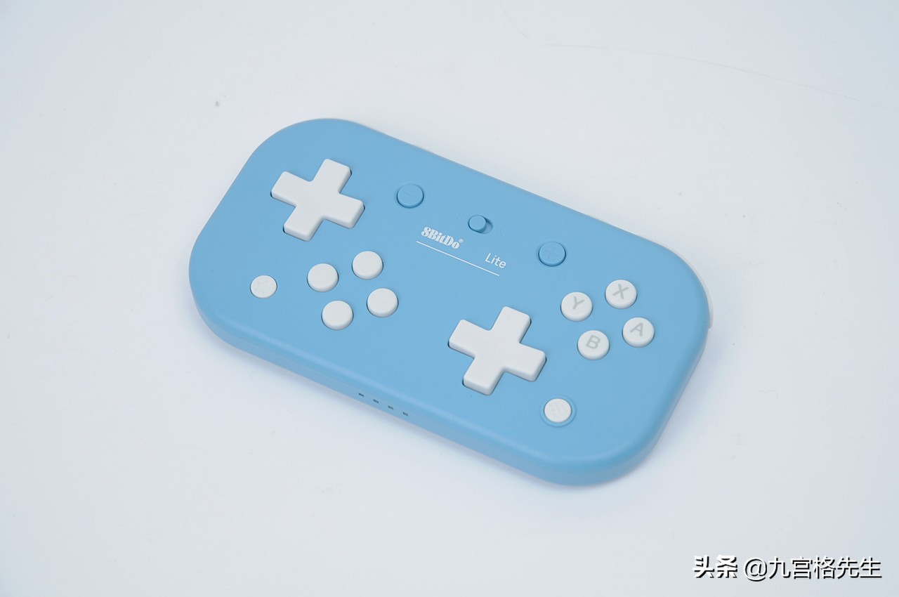 八位堂lite手柄测评,lite手柄是joycon吗