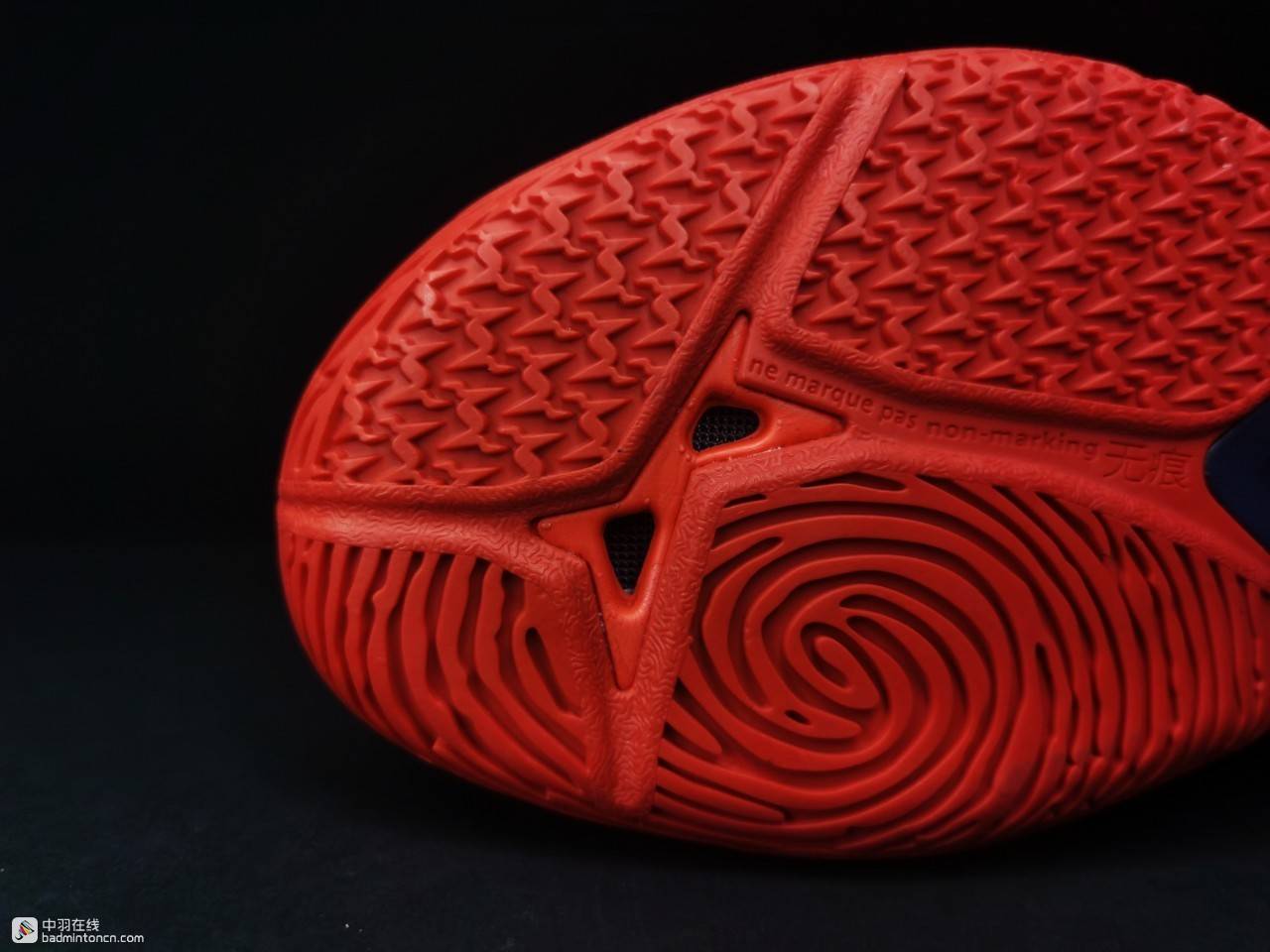 迪卡侬bs990,迪卡侬bs990与尤尼克斯88d