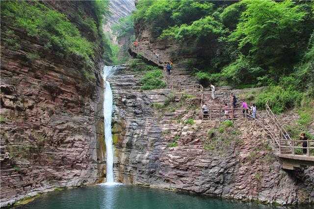 有着天然氧吧之称的太行大峡谷，是盛夏里避暑的好地方