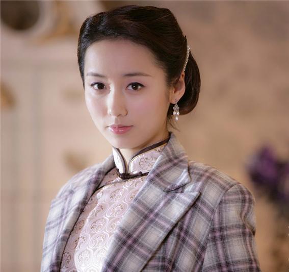 属兔的一线女明星,这四位女明星谁年轻时更漂亮