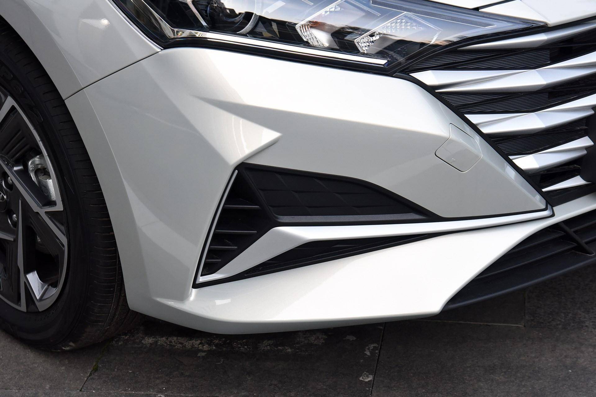 丰田致享和赛欧3哪个性价比高,2015款赛欧3自动理想型测评